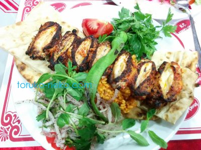 カナット カナト トルコ料理 世界三大料理 手羽先 美味しい鶏肉の画像 写真 しし唐辛子 kanat